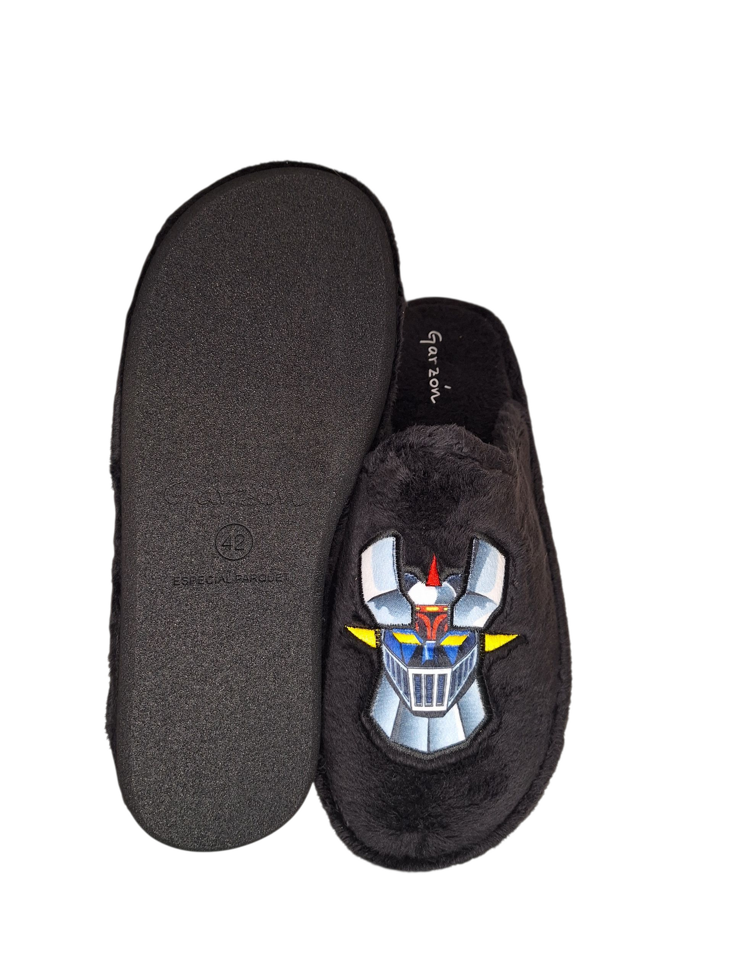 Zapatilla de hombre P389. 275 Garzón
