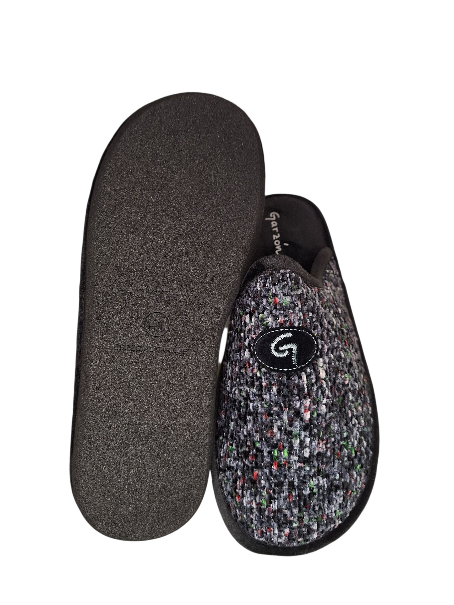 Zapatilla de hombre P351. 594 Garzón